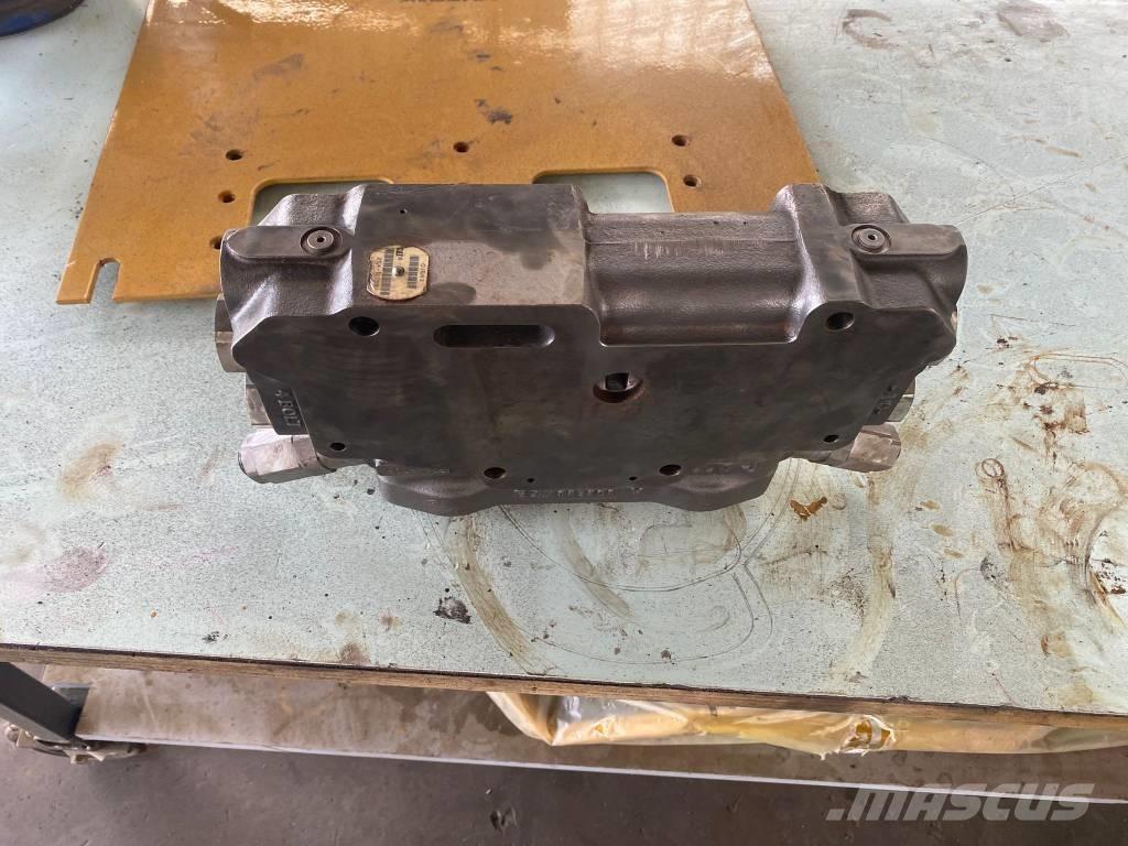 CAT 938 H Chargeuse sur pneus