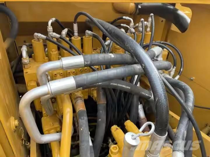 CAT 320 C Pelle sur chenilles