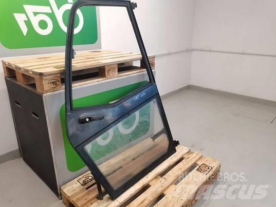 JLG 4017PS door Cabine