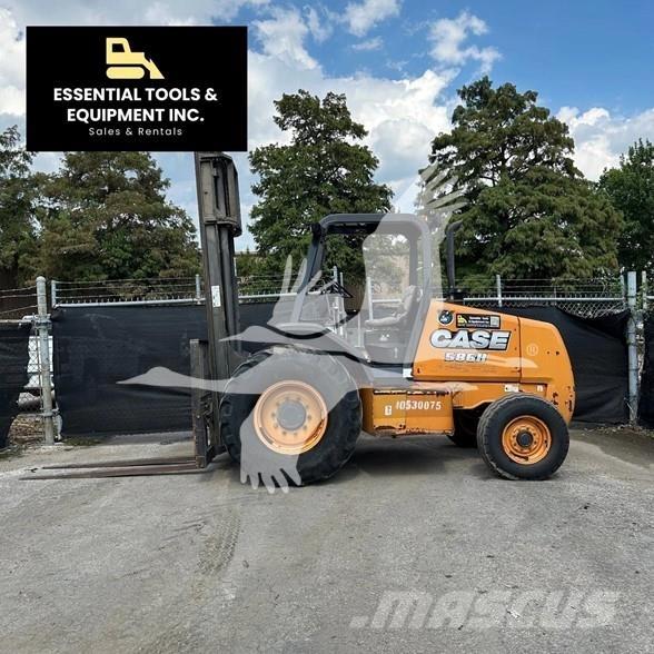 CASE 586H Chariot tout terrain