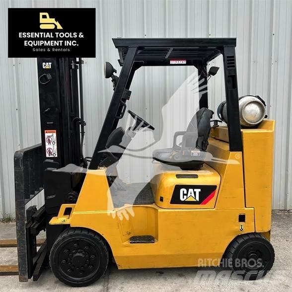 CAT GC40KSTR Chariots diesel