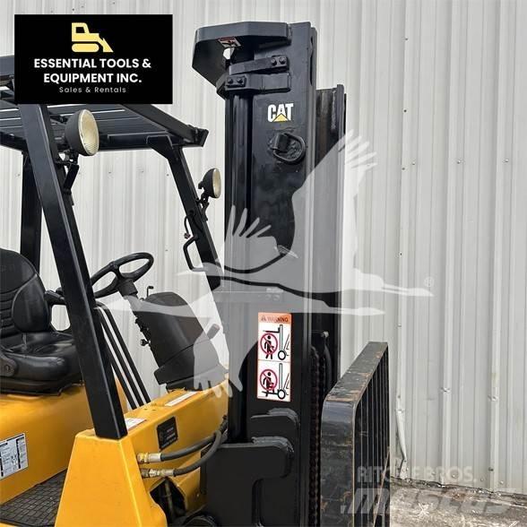 CAT GC40KSTR Chariots diesel