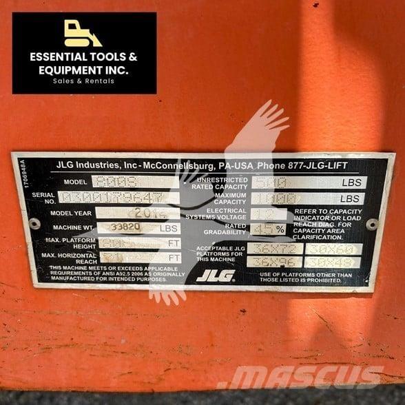 JLG 800S Nacelles télescopiques