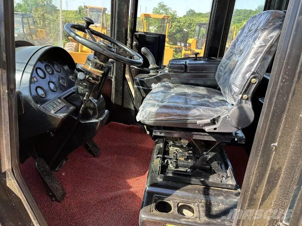 CAT 966H Chargeuse sur pneus