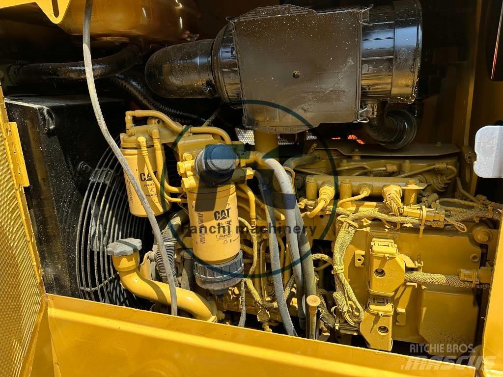 CAT D 5 K Bouteurs sur chenilles