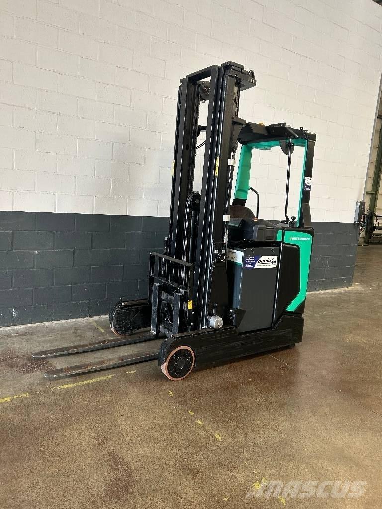 Mitsubishi RB 16N2C Chariot à mât rétractable