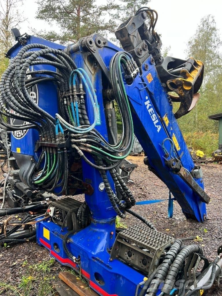 Kesla 2212 ZTF Grue forestière