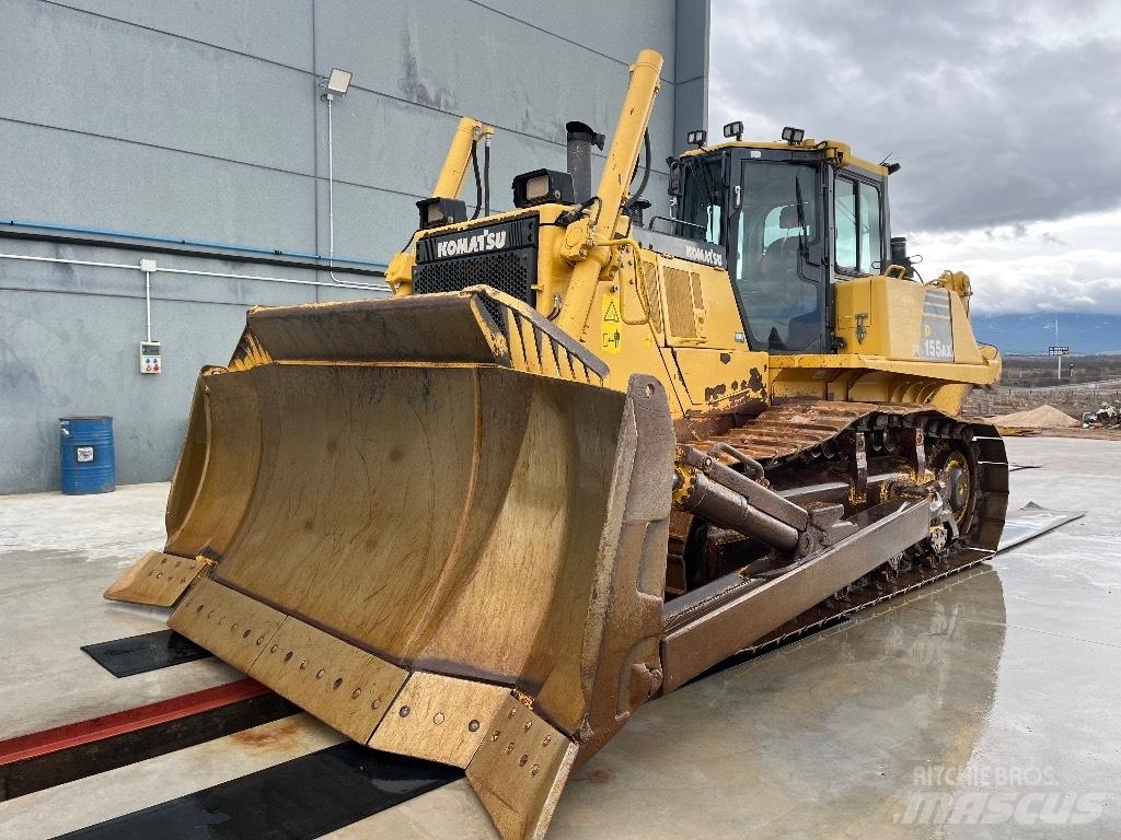 Komatsu D155 AX-6 Bouteurs sur chenilles
