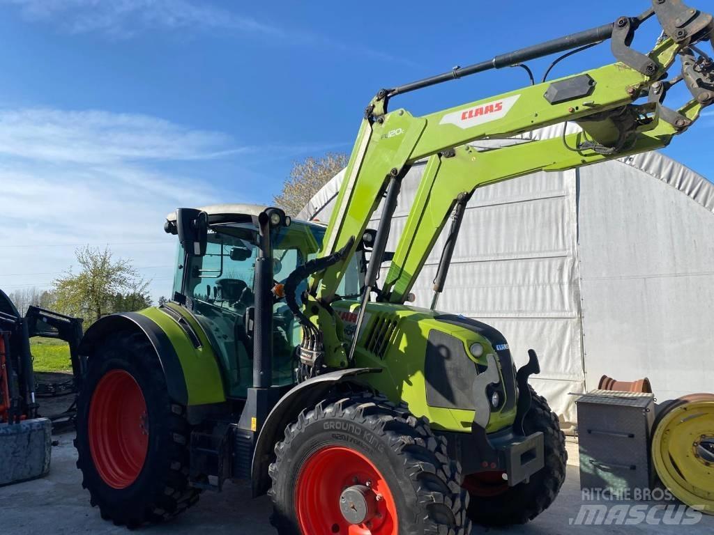 CLAAS Arion 440 Tracteur