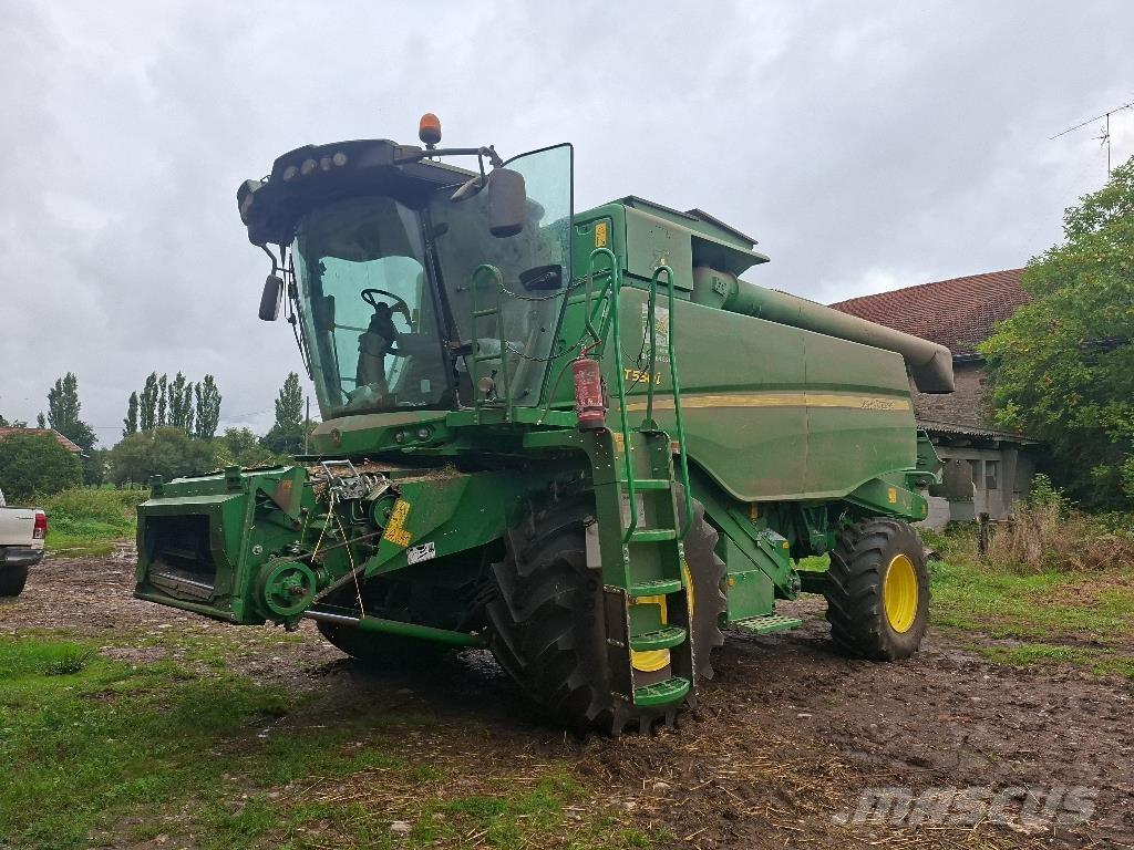 John Deere T550i Moissonneuse batteuse