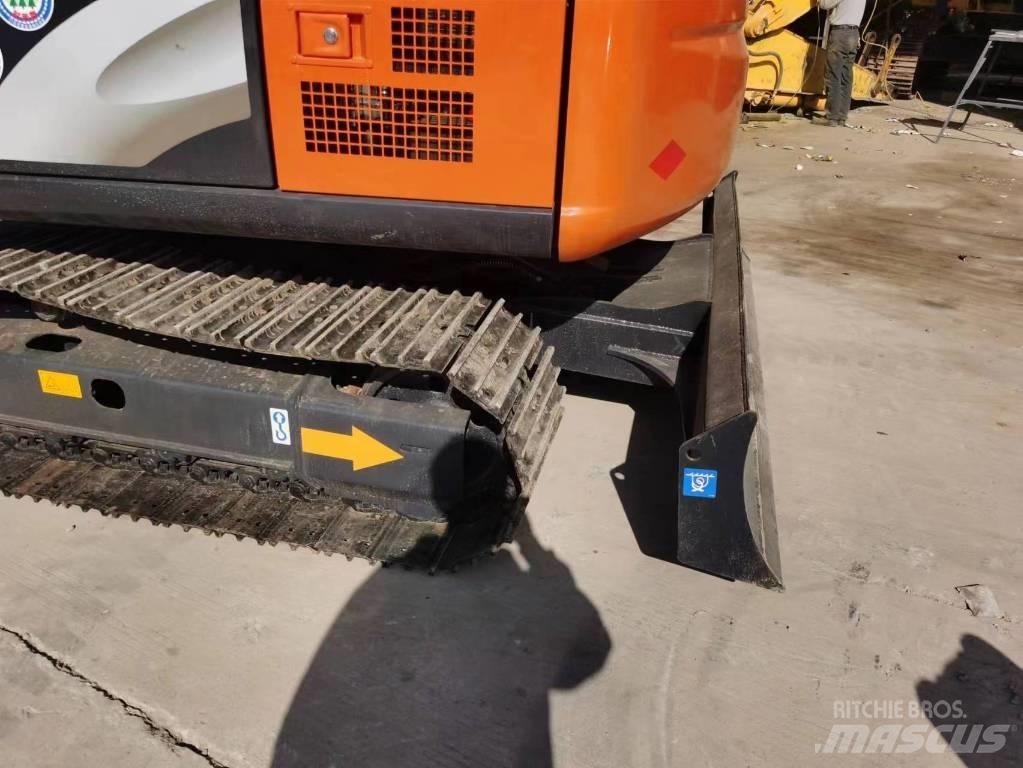 Hitachi ZX 70 Mini pelle < 7t