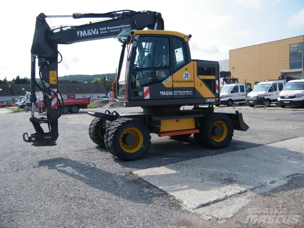 Volvo EWR 150 E Pelle sur pneus
