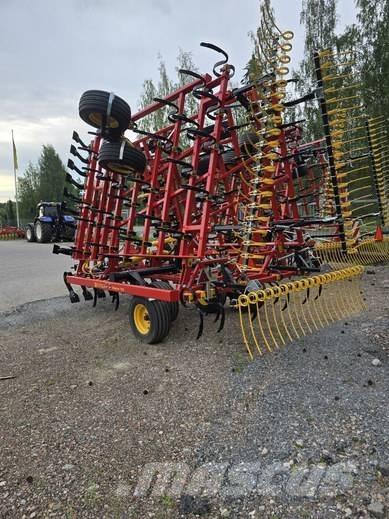 Potila Master 700 Herse