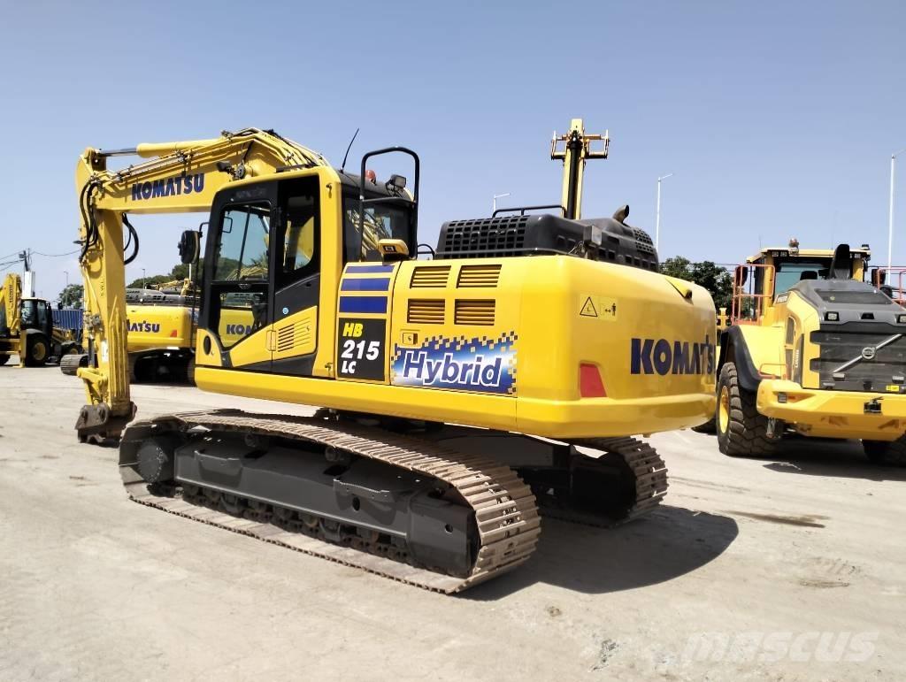 Komatsu HB 215LC-3 Pelle sur chenilles