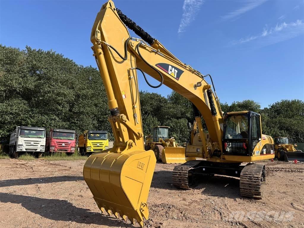 CAT 325 CL Pelle sur chenilles