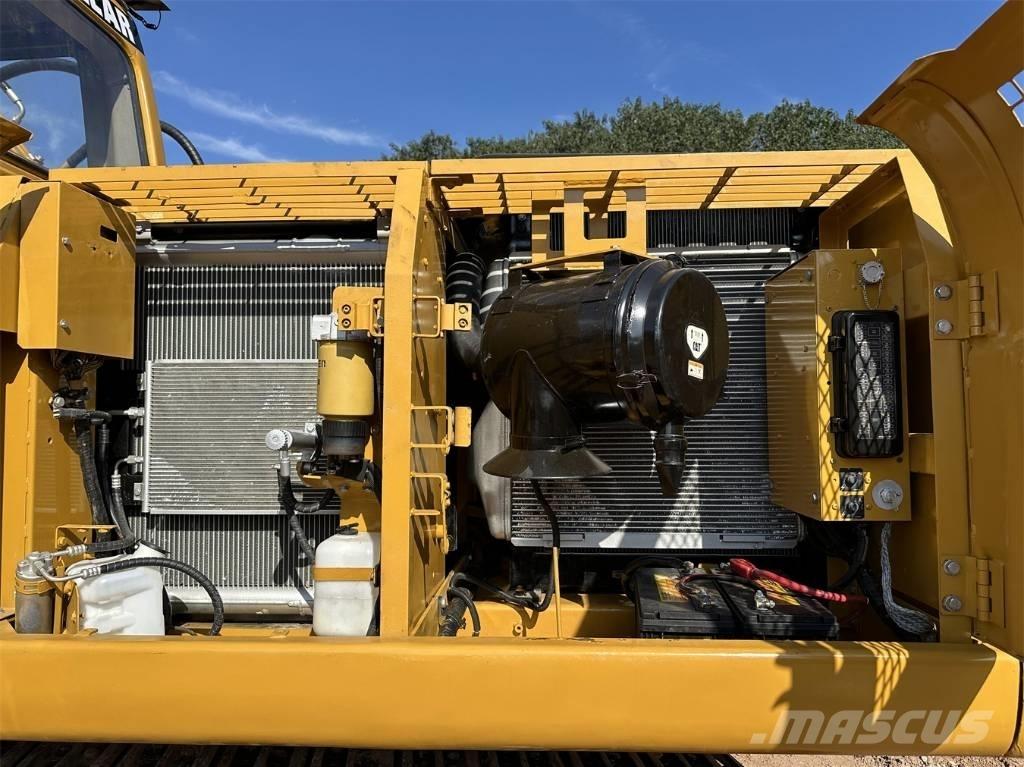 CAT 325 CL Pelle sur chenilles