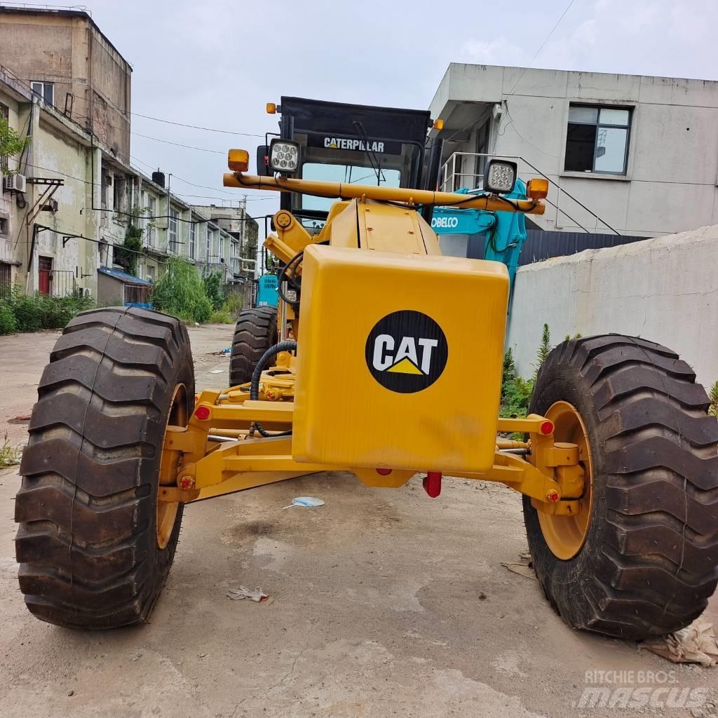CAT 140 H Niveleuse
