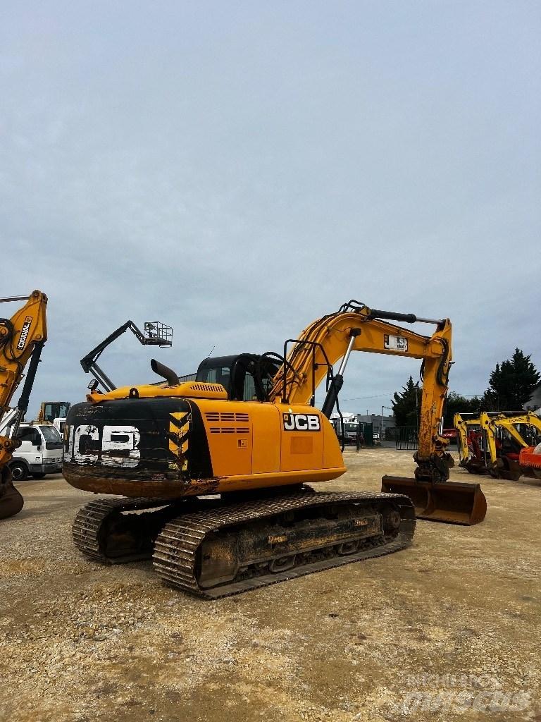 JCB JS 220 N LC Pelle sur chenilles