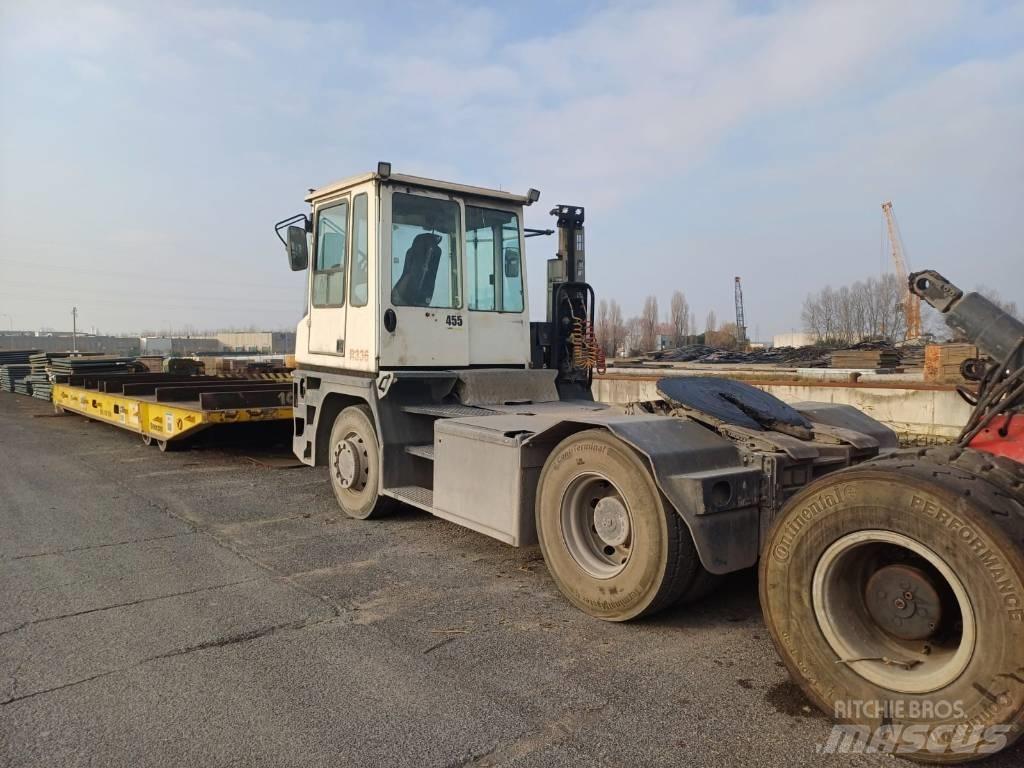 Mafi R336 Tracteur de manœuvre