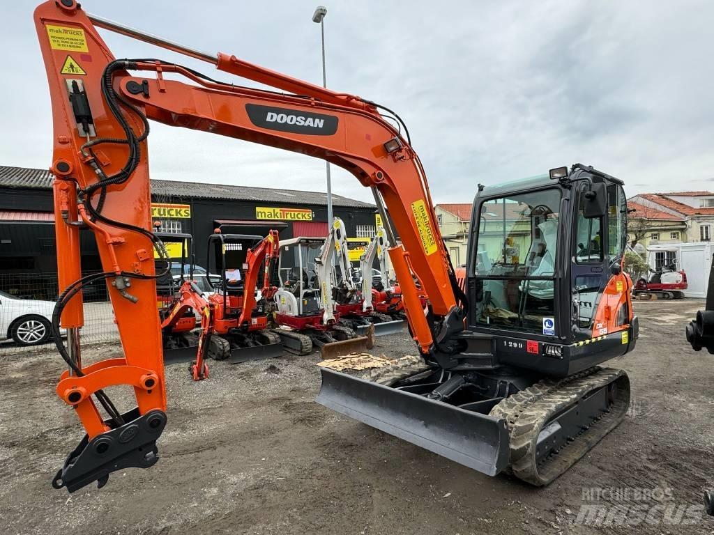 Doosan DX 55 Mini pelle < 7t