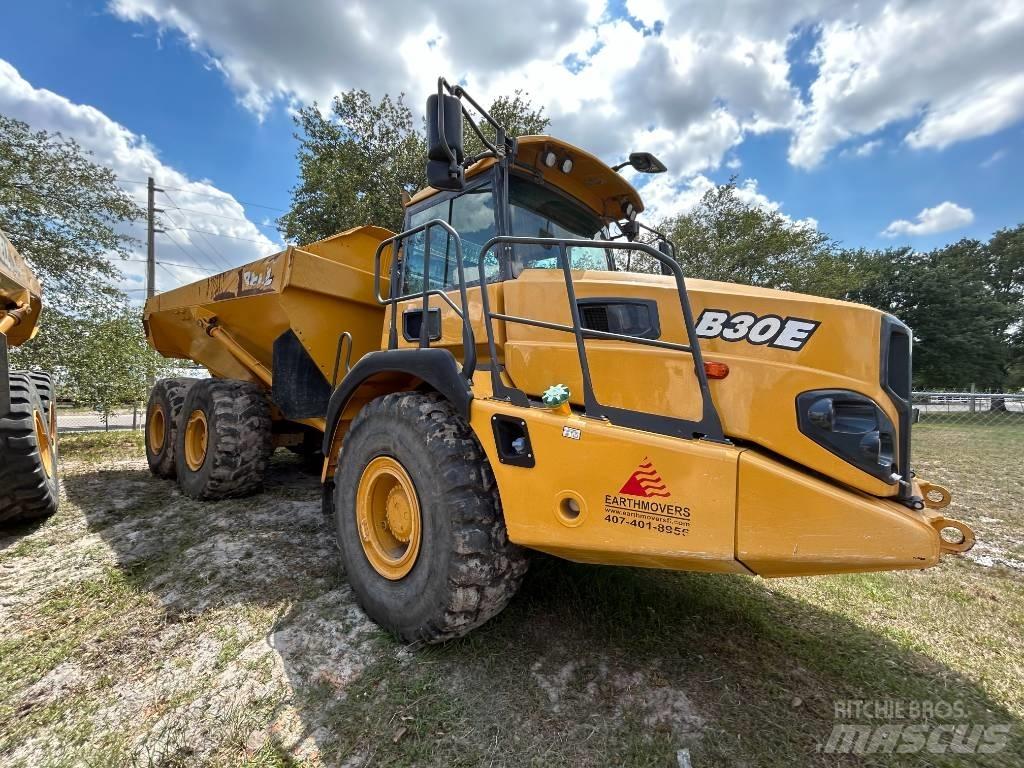 Bell B30E Tombereau articulé