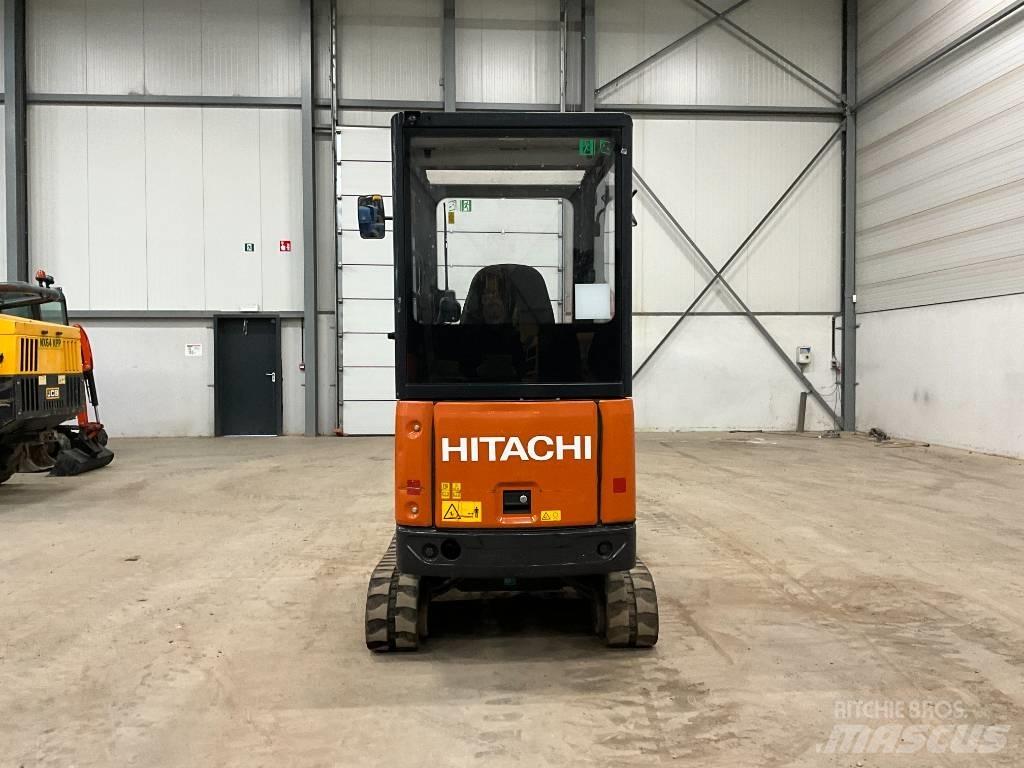 Hitachi ZX 19-6 Mini pelle < 7t