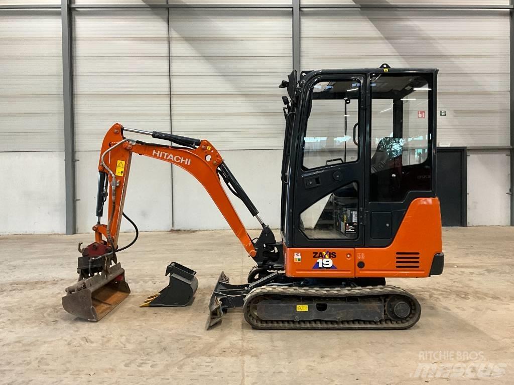 Hitachi ZX 19-6 Mini pelle < 7t