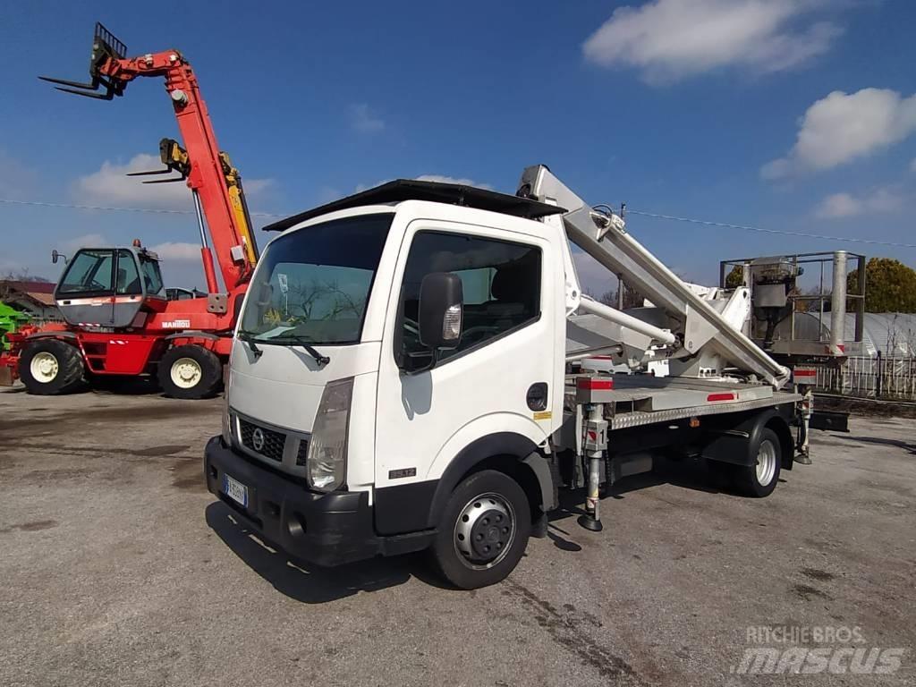 Multitel HX200 Camion nacelle