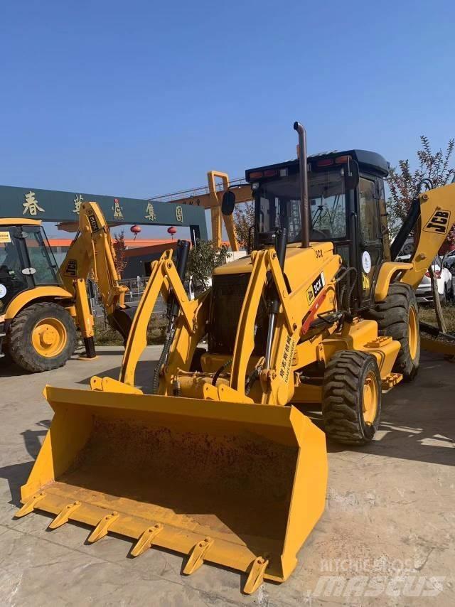 JCB 3 CX Chargeuse sur pneus