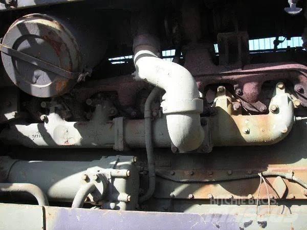 CAT D8K Bouteurs sur chenilles