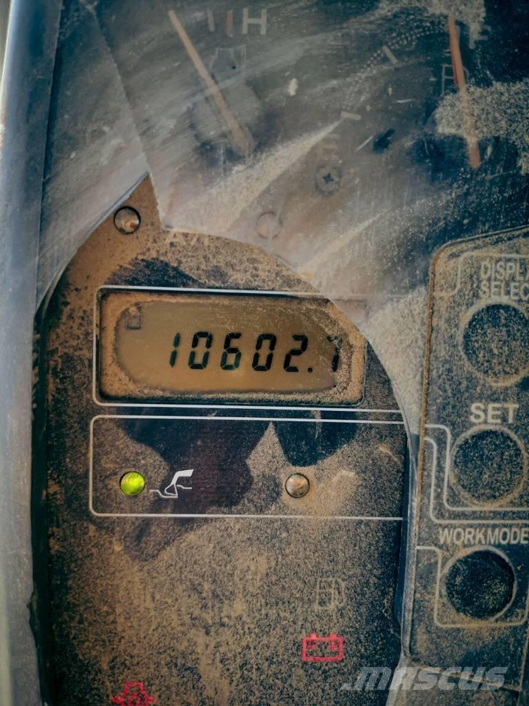 John Deere 330 CLC Pelle sur chenilles