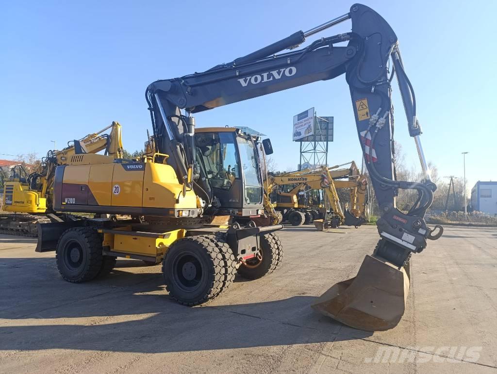 Volvo EW 210 D Pelle sur pneus