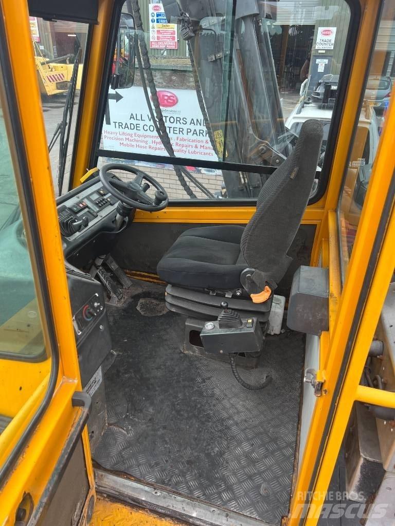 Terberg YT182 Tracteur de manœuvre