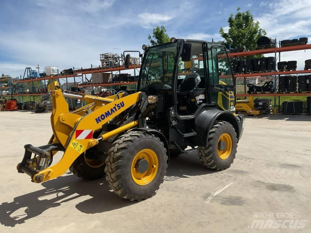 Komatsu WA80M-8 Chargeuse sur pneus