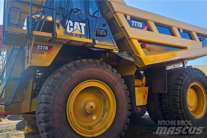 CAT 777D Autre camion