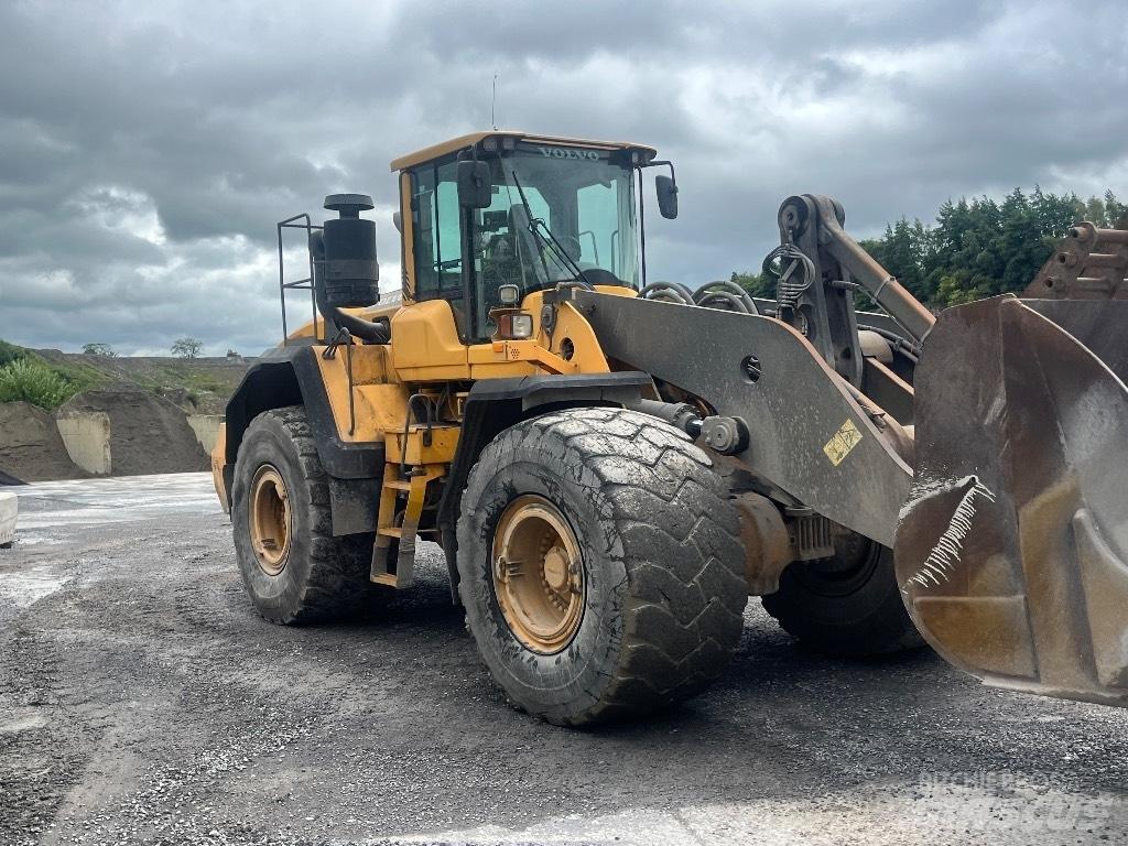 Volvo L 220 G Chargeuse sur pneus