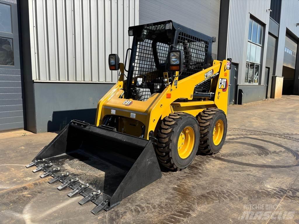 CAT 216B3 Chargeuse sur pneus