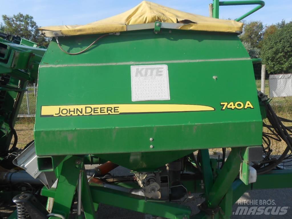 John Deere 740 A Semoir