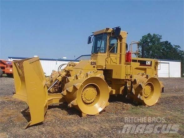 CAT 826C Compacteurs de déchets