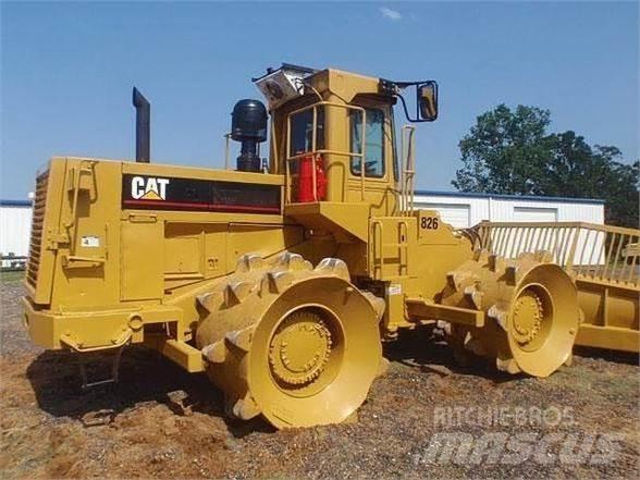 CAT 826C Compacteurs de déchets