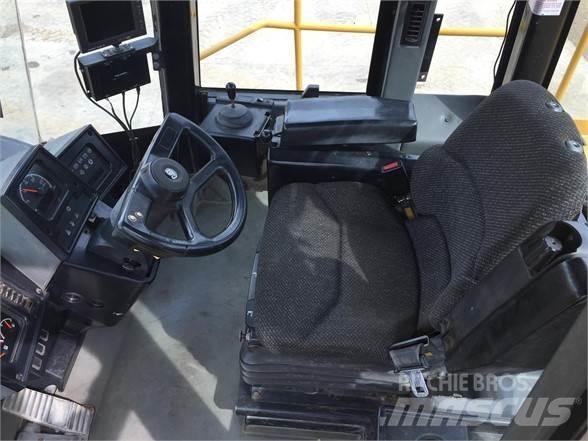 CAT 826G Compacteurs de déchets