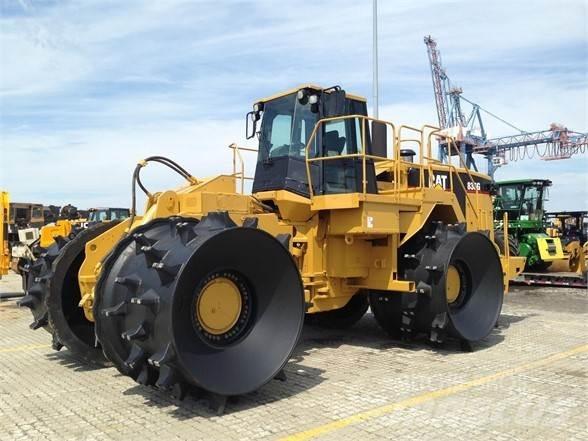 CAT 836G Compacteurs de déchets