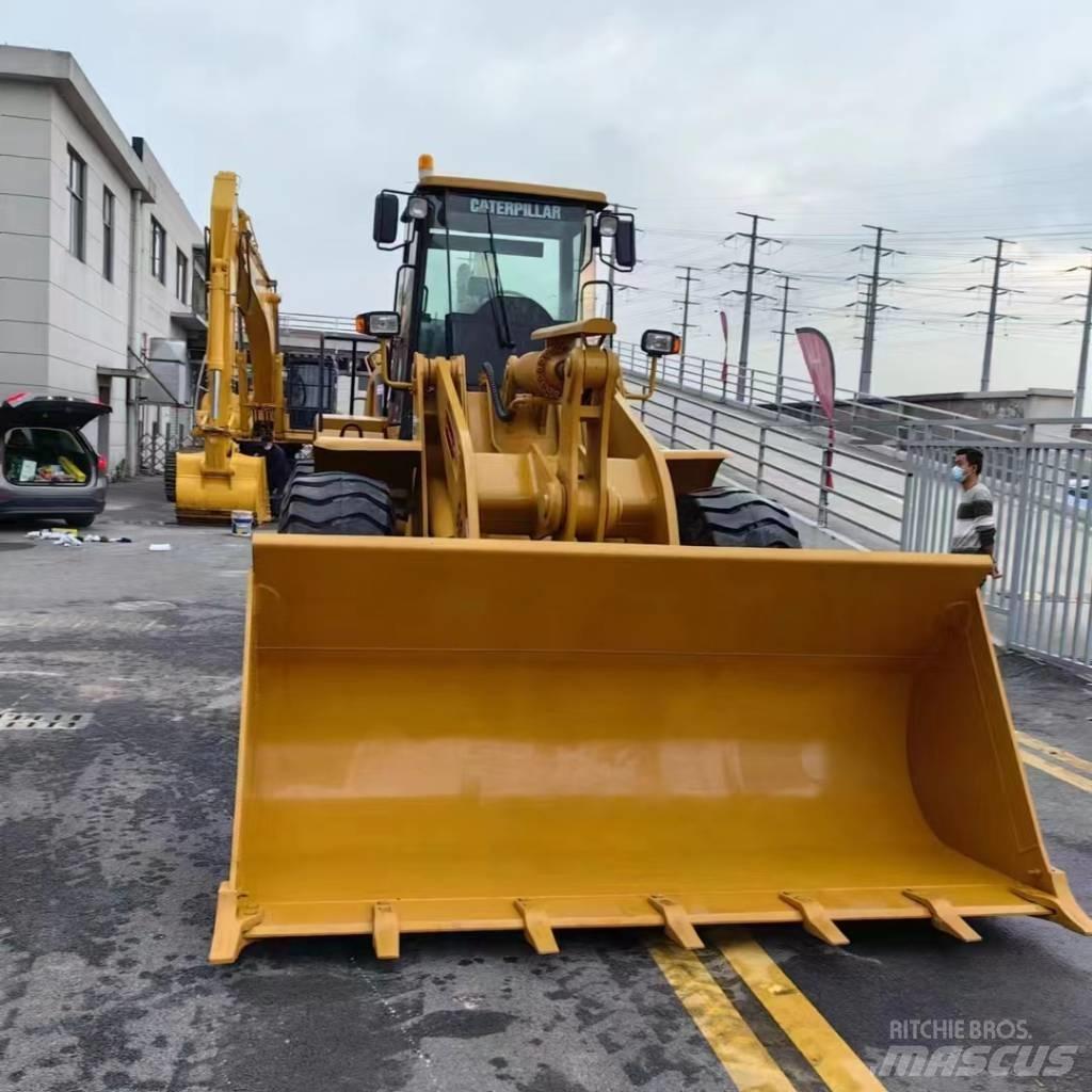 CAT 966 H Chargeuse sur pneus