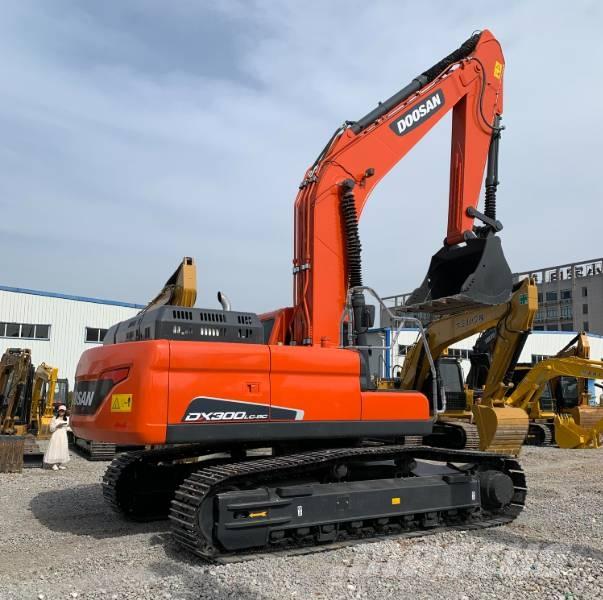 Doosan 300LC-9C Pelle sur chenilles
