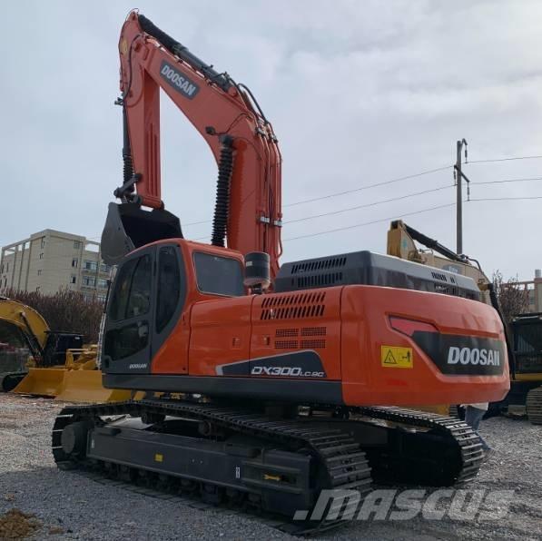Doosan 300LC-9C Pelle sur chenilles