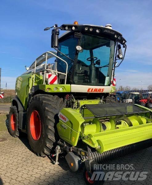 CLAAS JAGUAR 970 Ensileuse automotrice