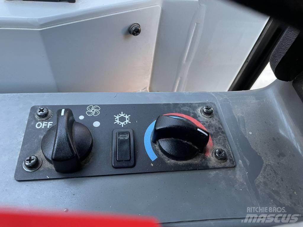 Takeuchi TCR50-2 Tombereau sur chenilles