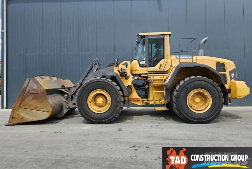 Volvo L 220 G Chargeuse sur pneus