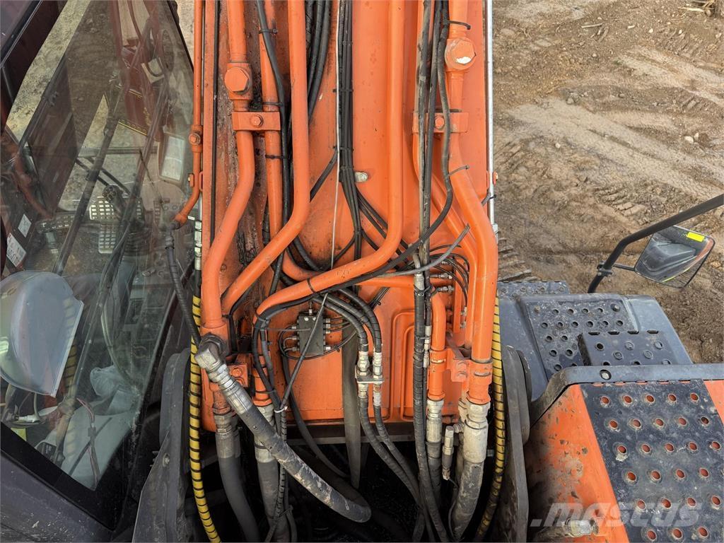 Hitachi ZX350LC Pelle sur chenilles
