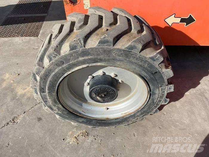 JLG 660 SJ Nacelles télescopiques
